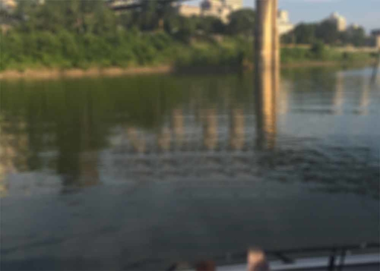 Fishing Guide in Memphis, Catfish Charter on the Mississippi River